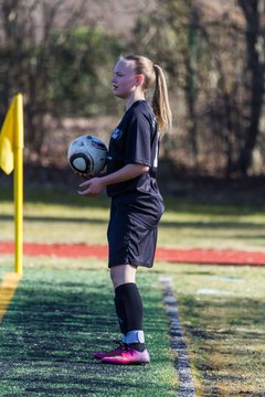 Bild 179 - B-Juniorinnen SV Henstedt-Ulzburg - MTSV Olympia Neum�nster : Ergebnis: 0:4